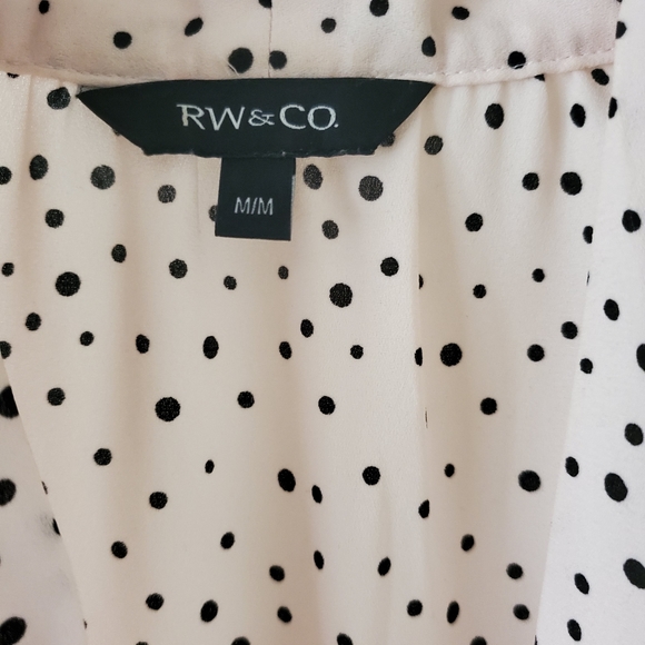 Sleevless blouse - Picture 1 of 3